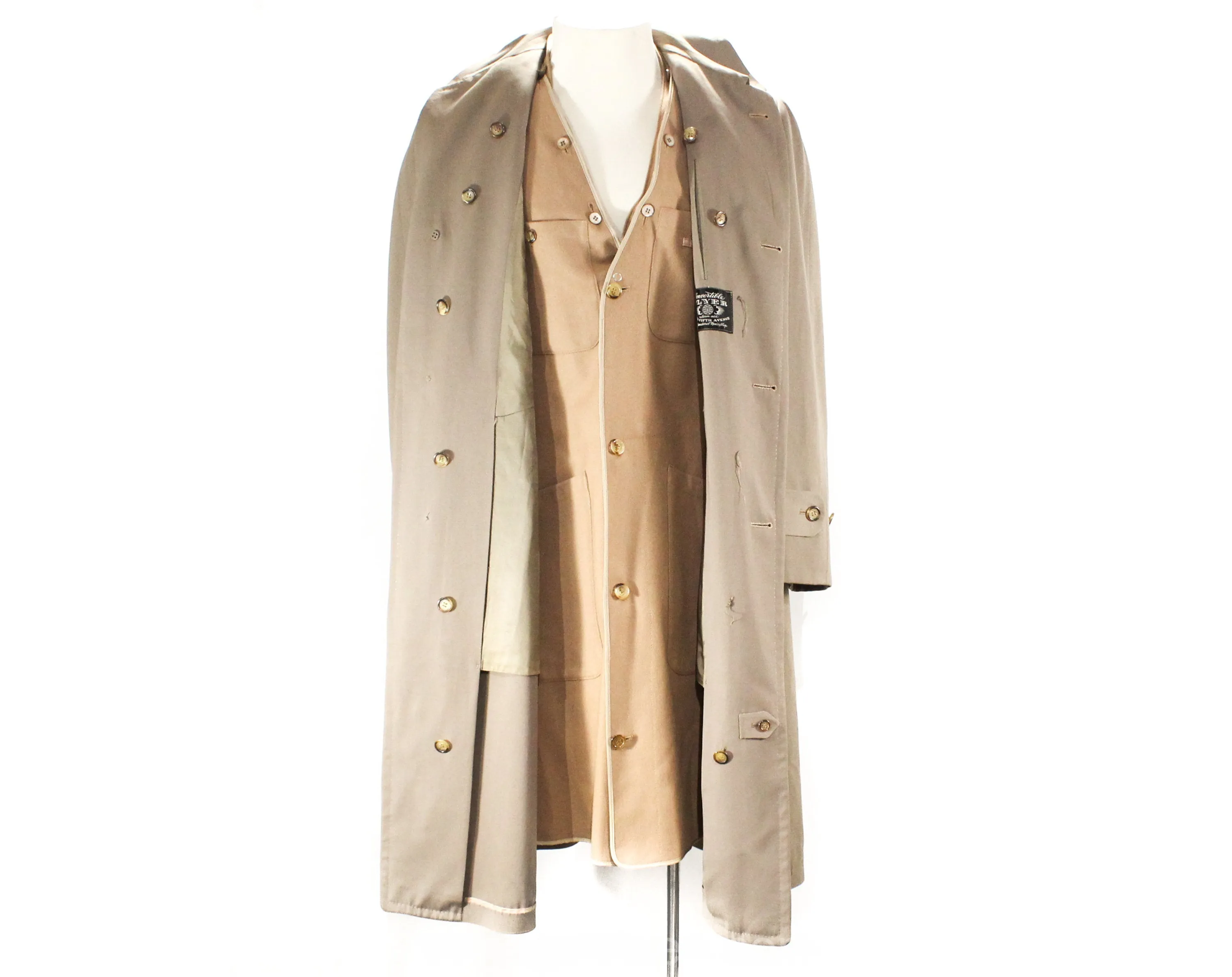 Mens Large 1940s Gabardine Coat - Exceptional 40s 50s Tan Wool Overcoat Outerwear - Convertible Flyer Label - Detachable Lining - Chest 44