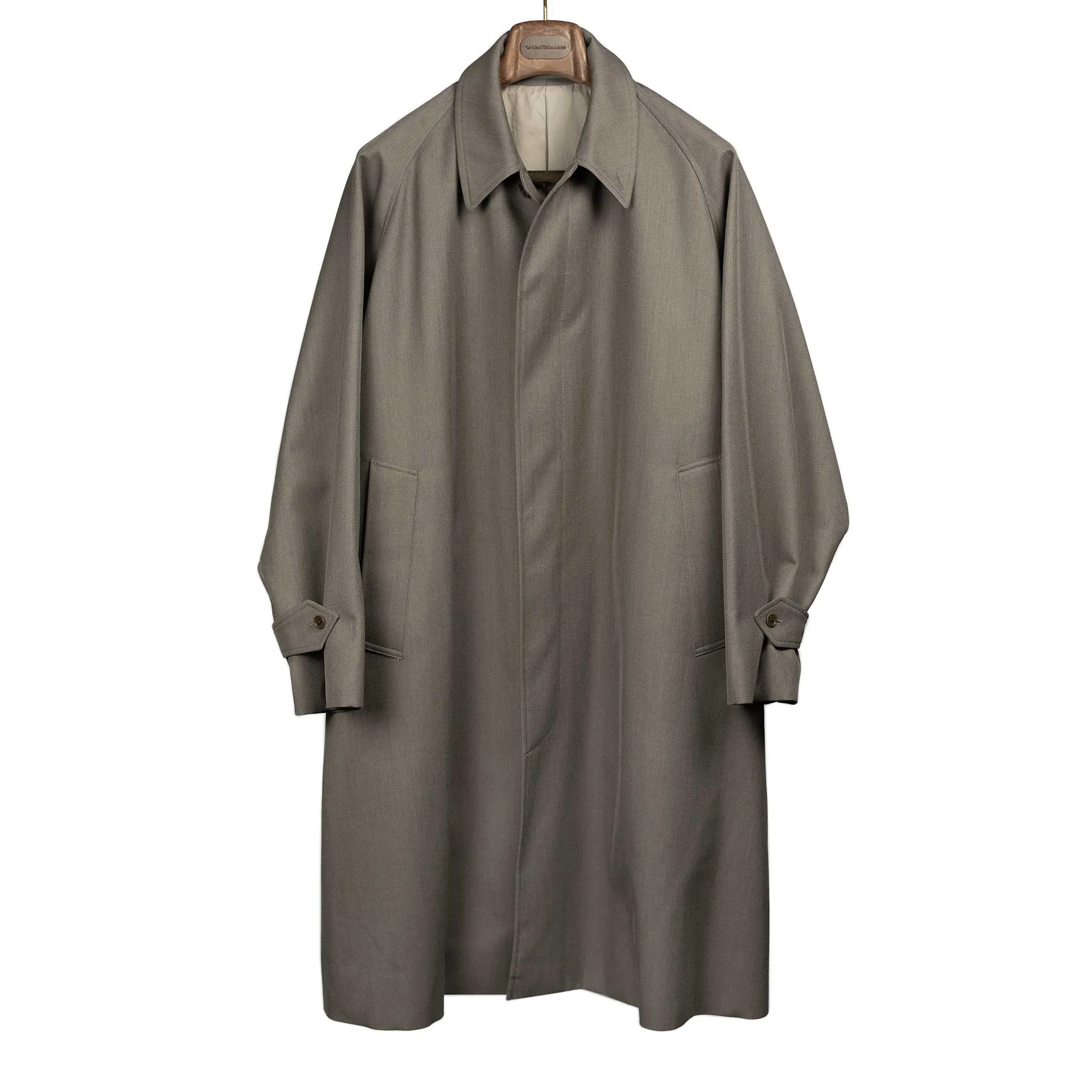 Walker coat in putty grey Britsh cavalry twill wool