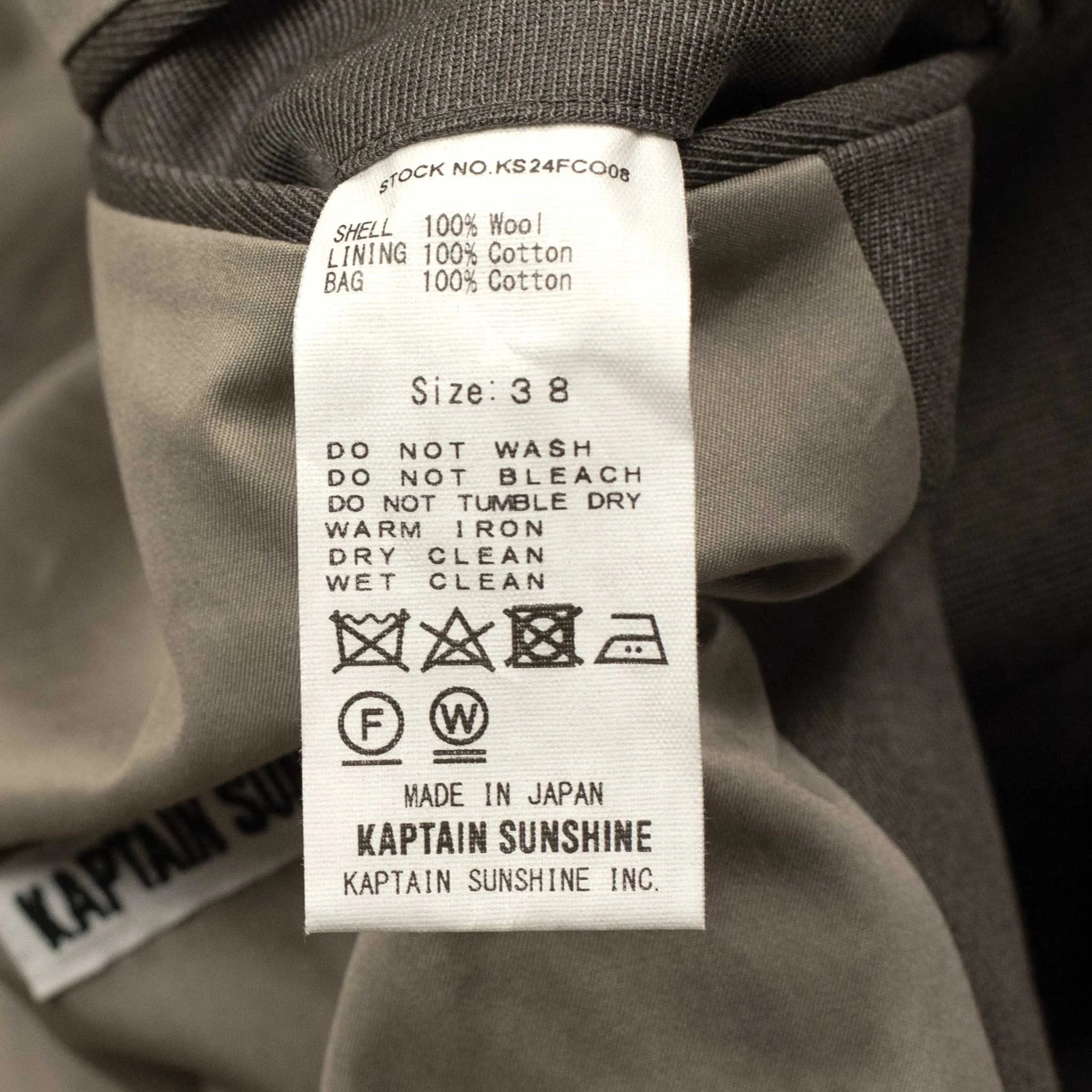 Walker coat in putty grey Britsh cavalry twill wool