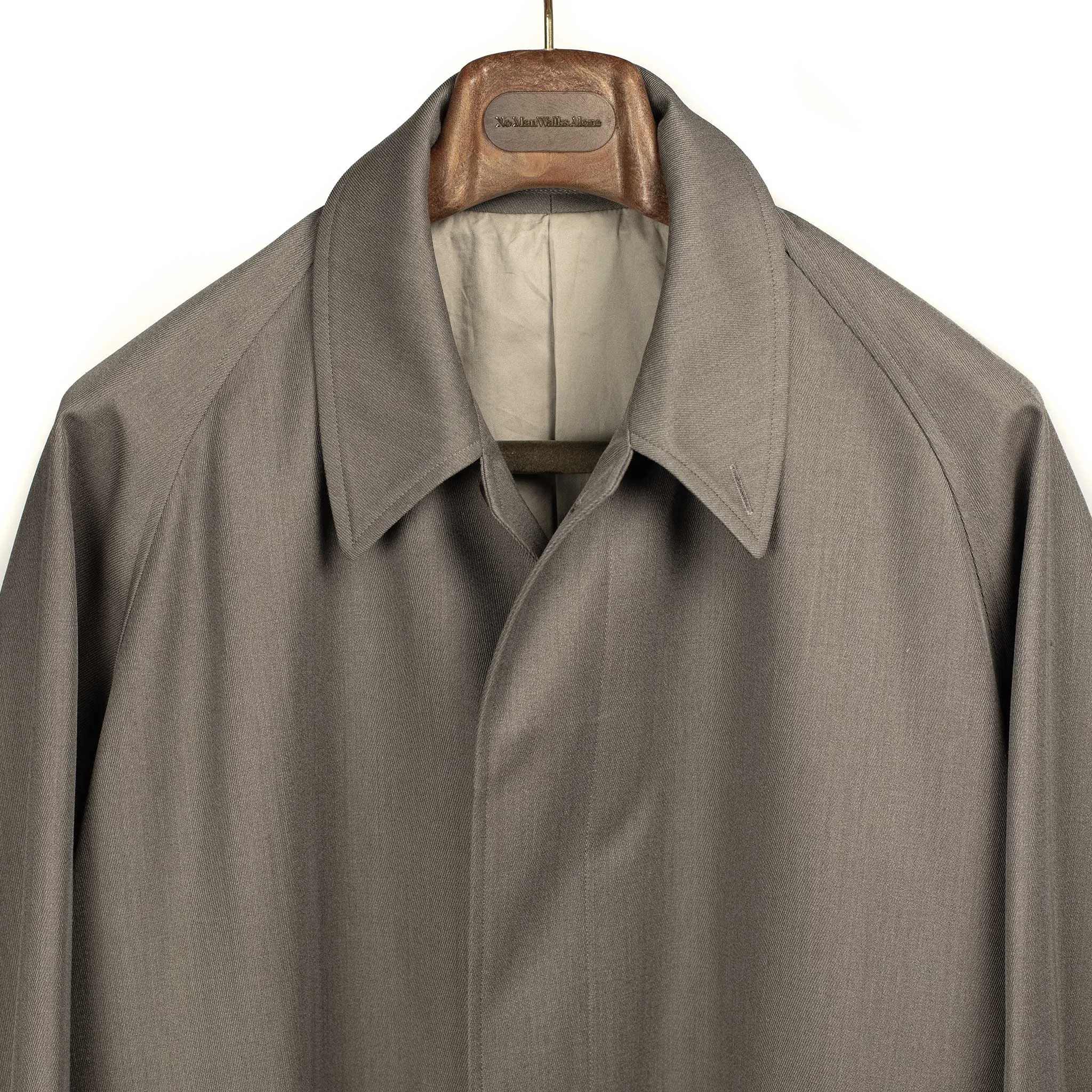 Walker coat in putty grey Britsh cavalry twill wool